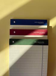 دفترها و کارت‌ها.